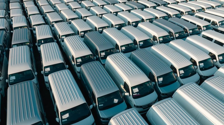BMW Nissan Urvan