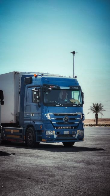 GMC Hino 300 Series - Slightly Negotiable