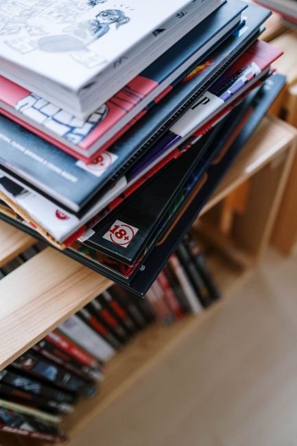 McLaren Books Brown