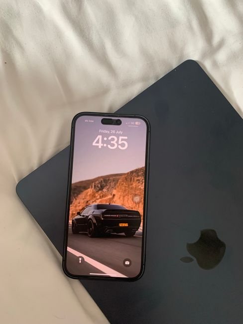 Apple MacBook Pro 14" - Apple iPhone (Good Condition)