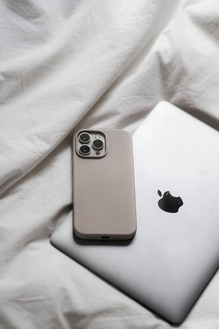 Apple iPhone 14 Pro - Apple iPhone (Fair Condition)
