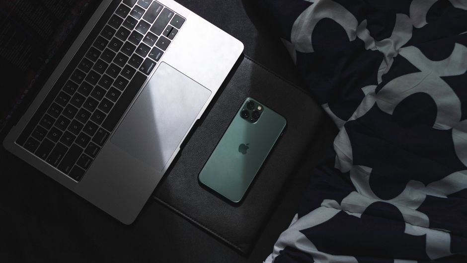 Apple iPhone 14 Pro - Apple iPhone (Like New)