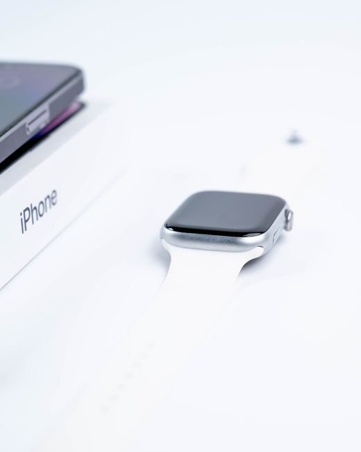 Apple iPhone 13 - Apple iPhone (Brand New)