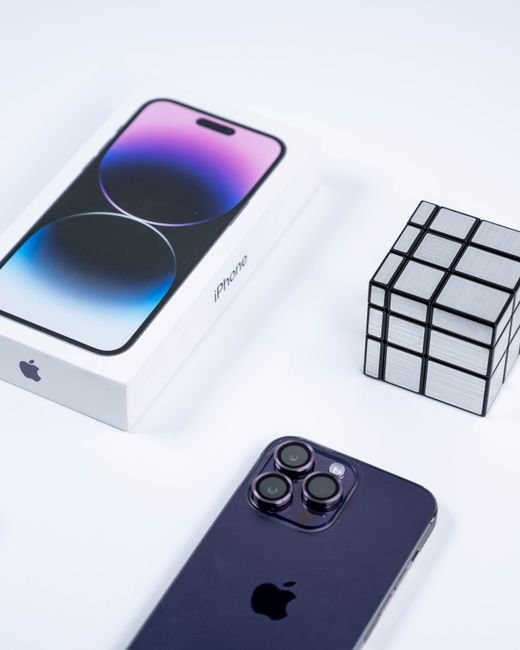 Apple iPhone 13 - Apple iPhone (Brand New)