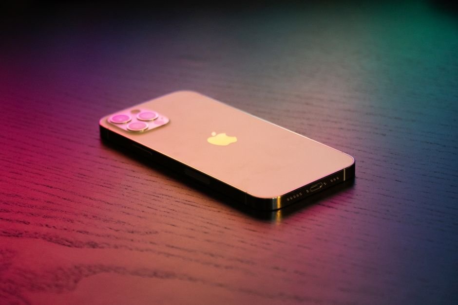 Apple iPhone 14 Pro - Apple iPhone (Like New)