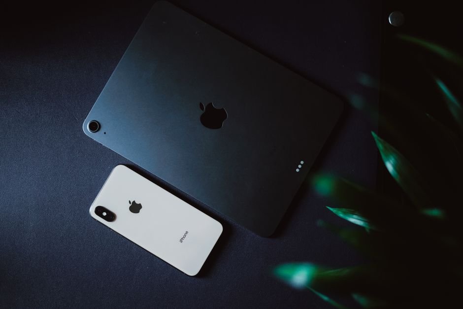 Apple iPhone 13 - Apple iPhone (Brand New)