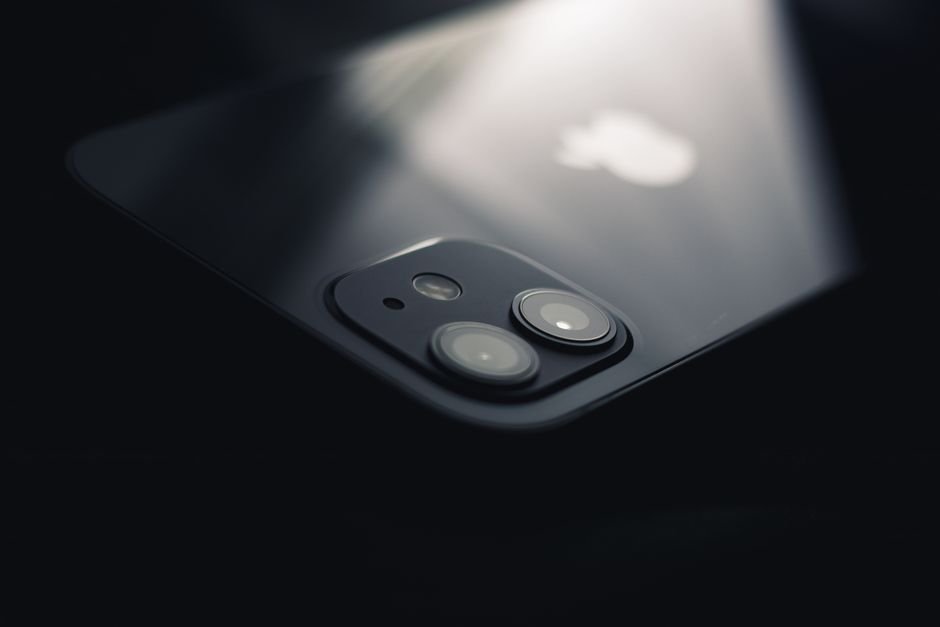 Apple iPhone 15 Pro Max - Apple iPhone (Fair Condition)
