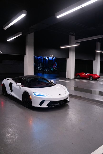McLaren GT Line - Sedan (Like New)