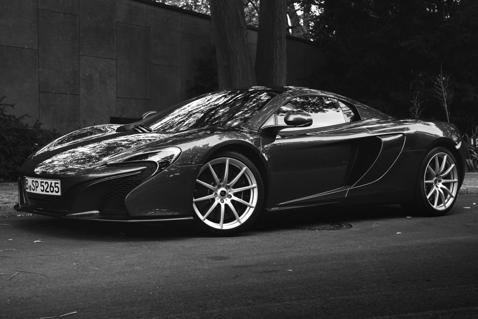 McLaren GT Line - Sedan (Like New)