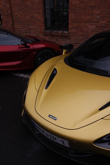 McLaren X200 - Sedan (Like New)
