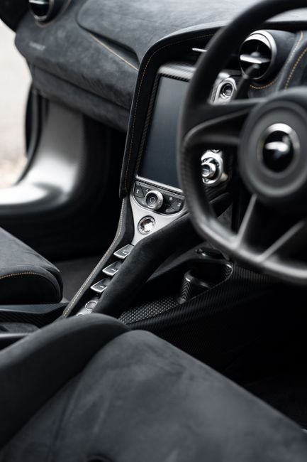 McLaren X200 - Sedan (Like New)
