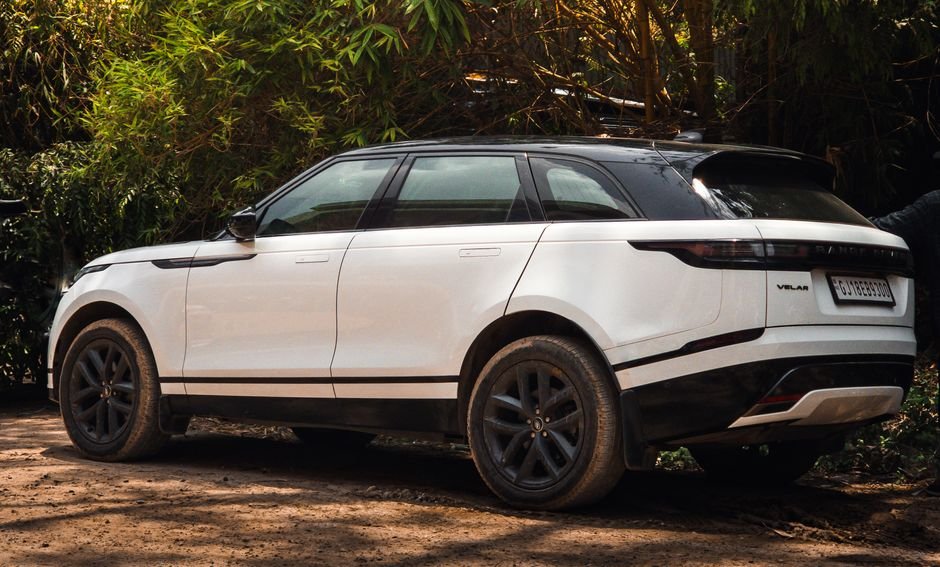 Land Rover Range Rover Sport - Sedan (Good Condition)